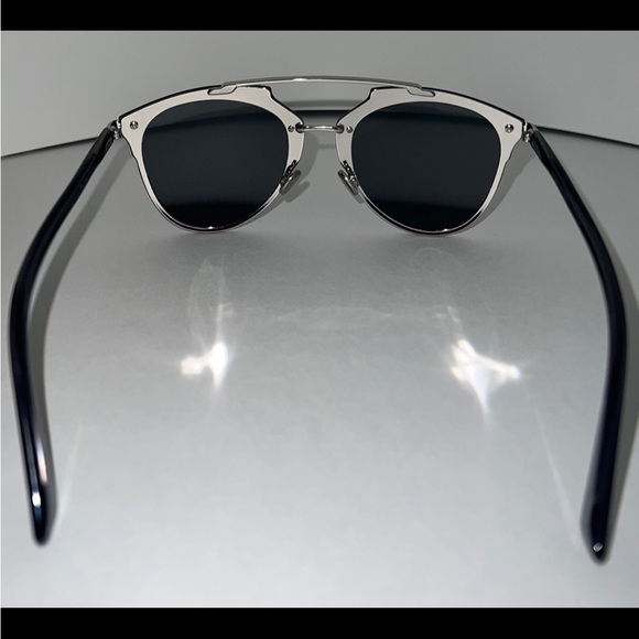 Brand New Dior J'adior
Reflective Sunglasses - Picture 5 of 10